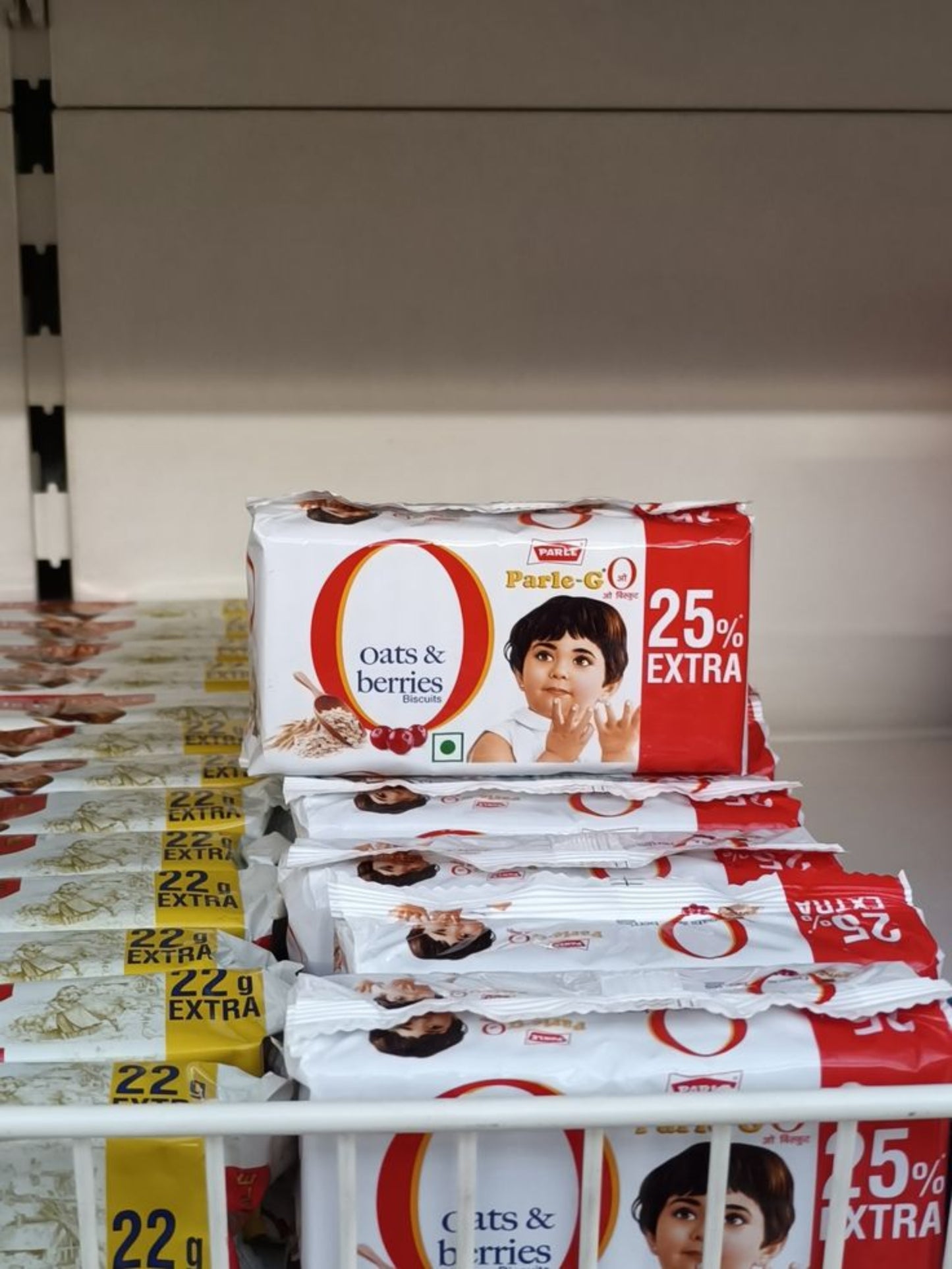 PARLE G OATS BERRIES 92GM  (BISCUITS)