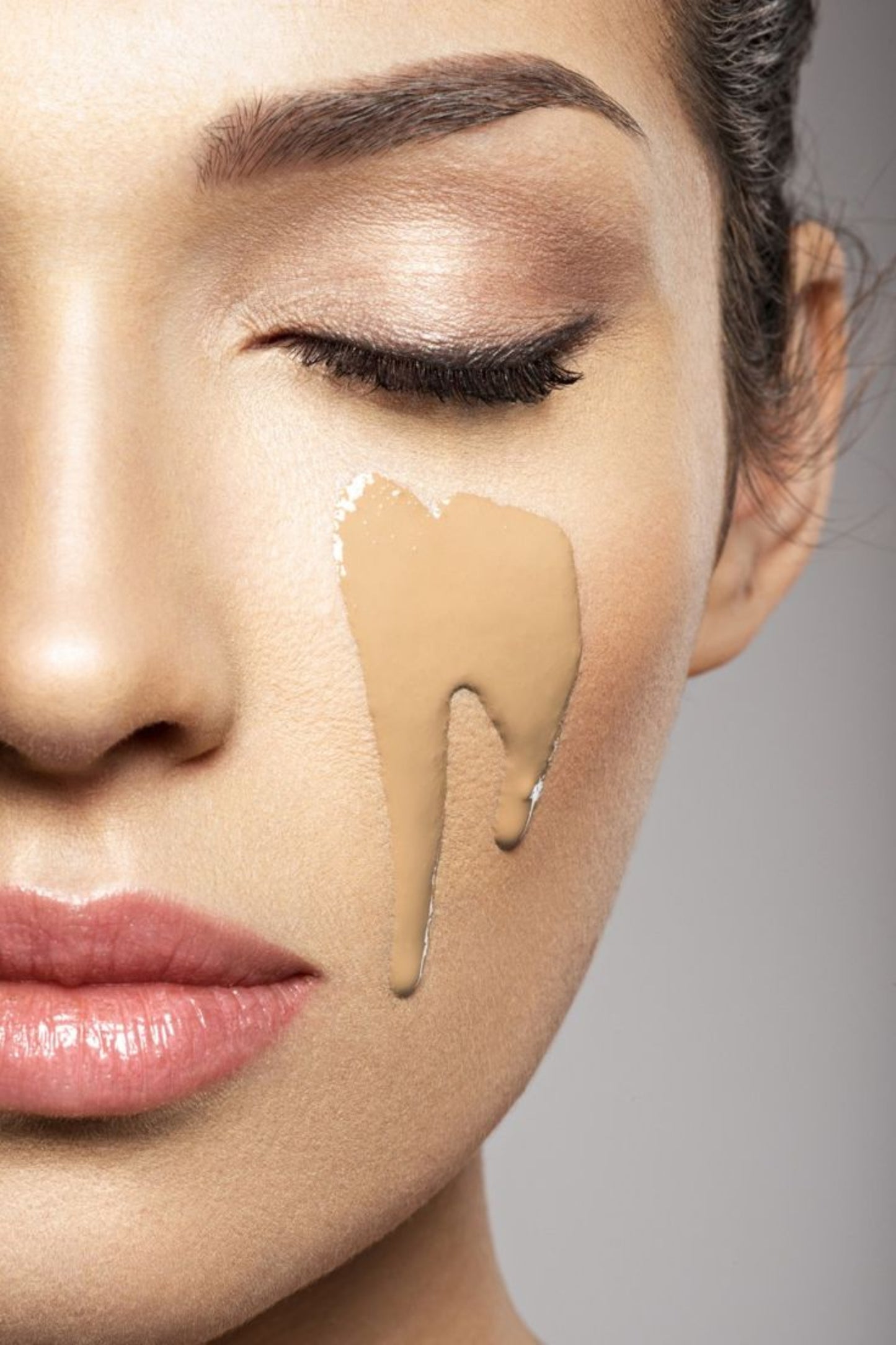 JOY ULTRA LOOK FOUNDATION 30ML