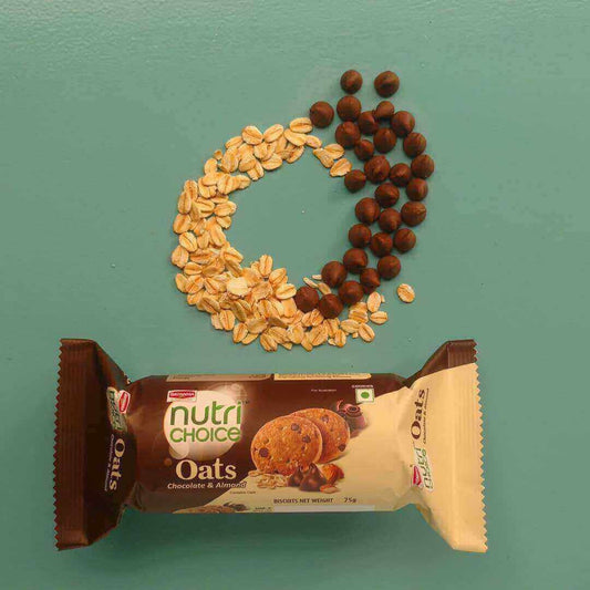 BRITANNIA NUTRI CHOICE OATS CHOCOLATE ALMOND 75GM