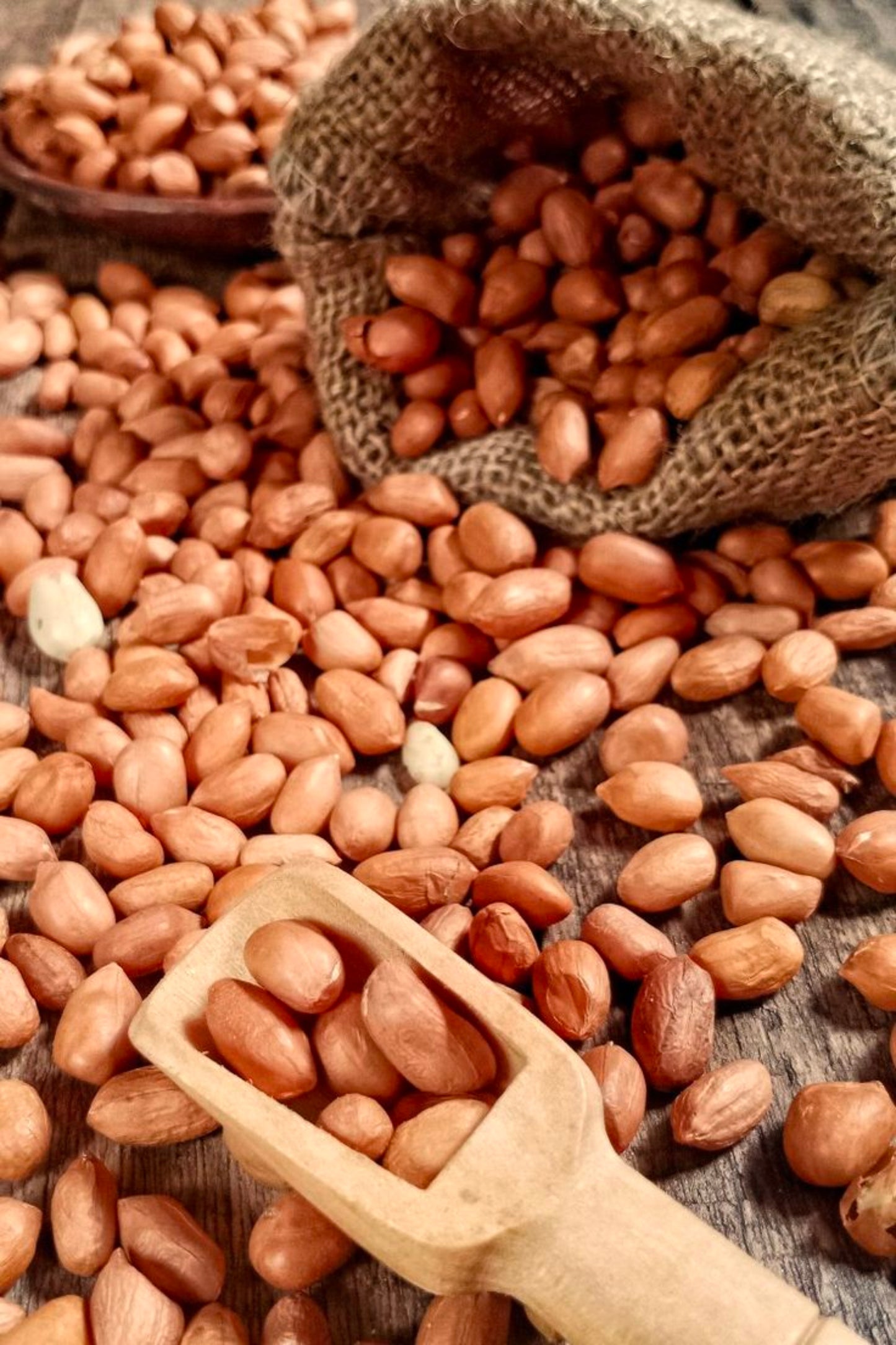 MOONGFALI GIRI 250 GM (PEANUTS)