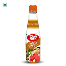 TOPS VINEGAR WHITE 650 ML PET BOTTLE.