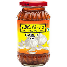 MOTHER GARLIC PICKLE 400 GM JAR.